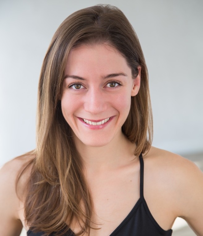 Ashleigh Saponare Headshot